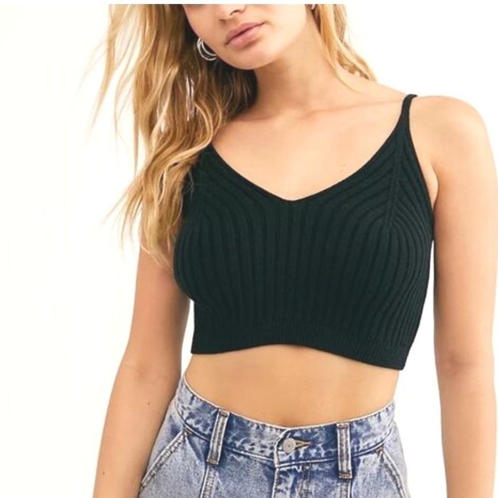 Free People Cropped Sweater Knit Cami Black Ribbed‎ V-Neck Tank Top Small